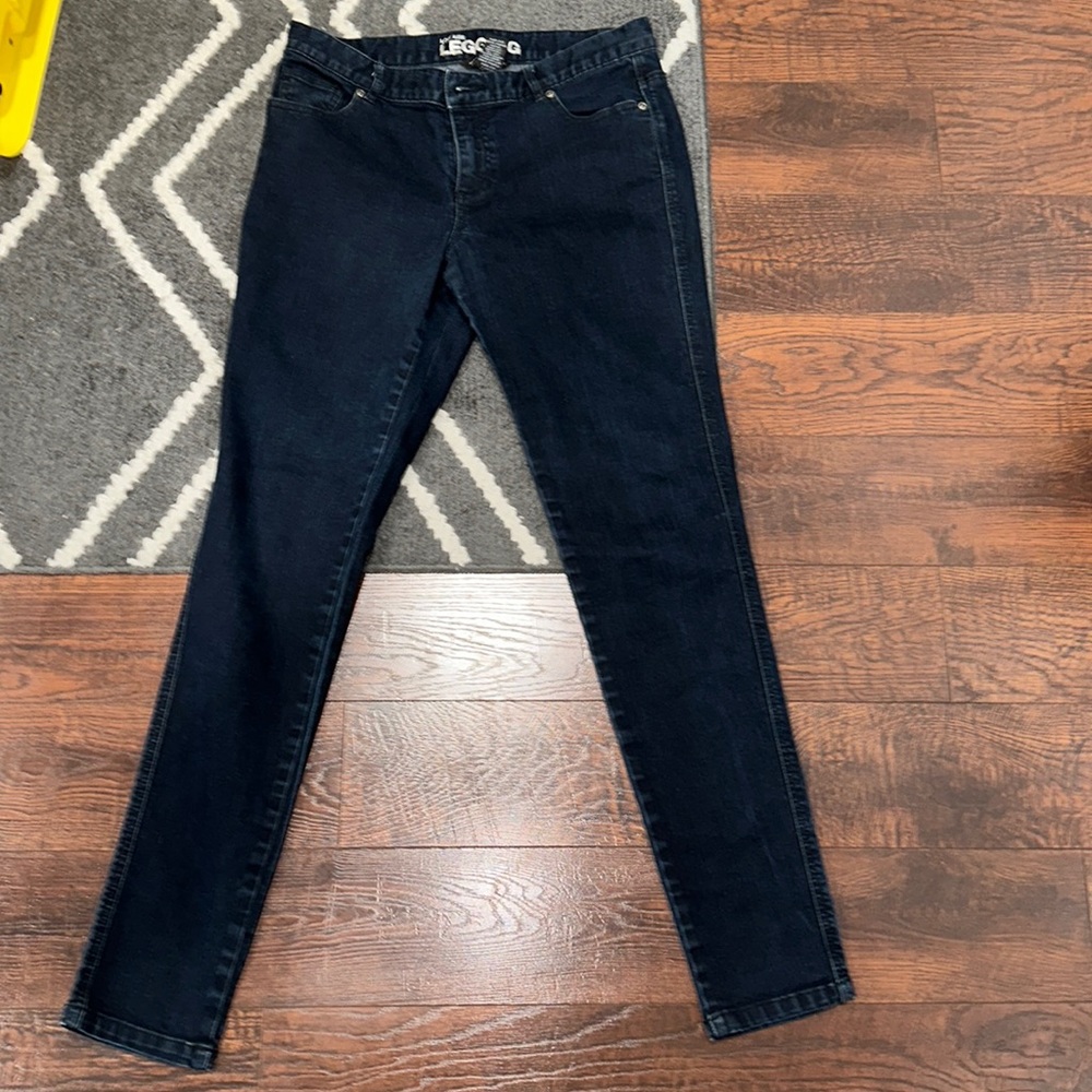 LOW RISE JEGGING.